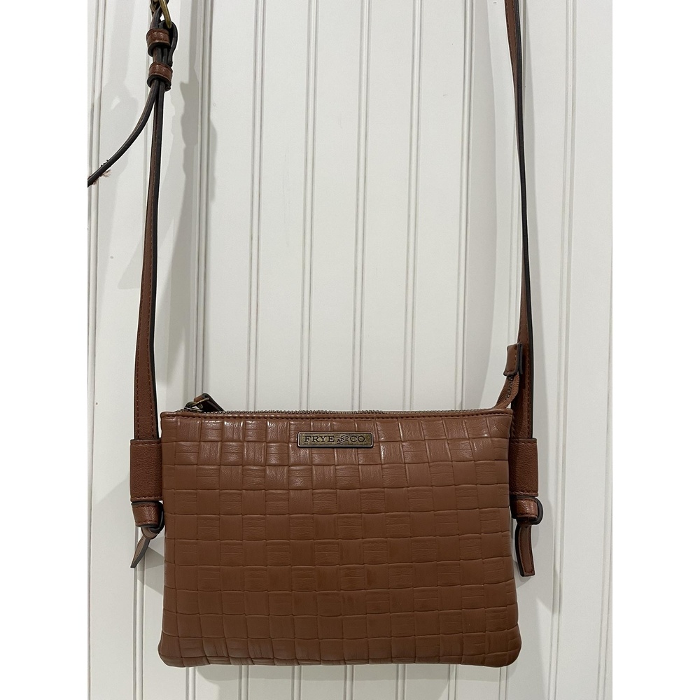 Frye &‎ Co Like New! Brown Women Spacious 3 Compartments Crossbody Woven